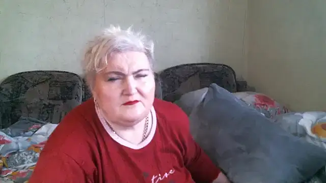 Lana555 live cam on StripChat
