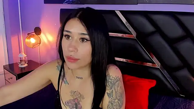 SusanVilla live cam on StripChat