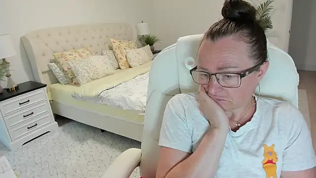 Vika73 webcam