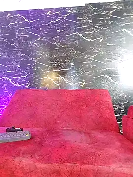 crislingery_dolli webcam