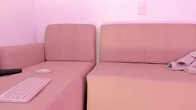 valy_shyness webcam