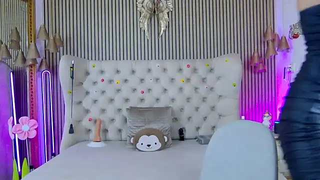 PlayfulShow