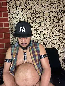 the_master_foal_ live cam on StripChat