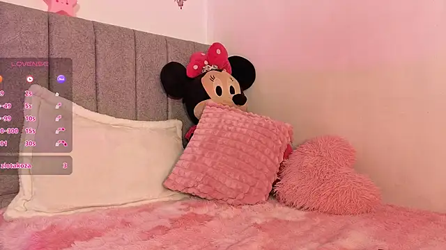 JAZMIIN_33 webcam