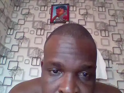 Chumba_001 live cam on StripChat