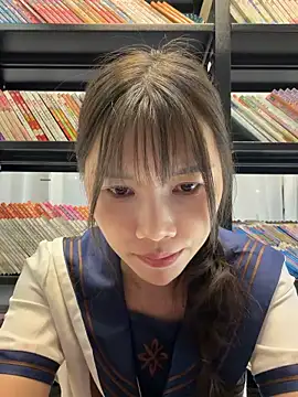 Fire-18 live cam on StripChat