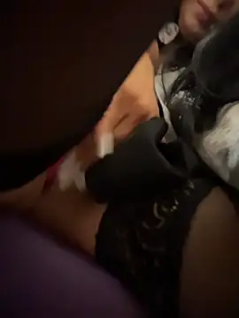 Tisha_Busty webcam