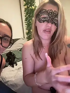 Megan_off webcam