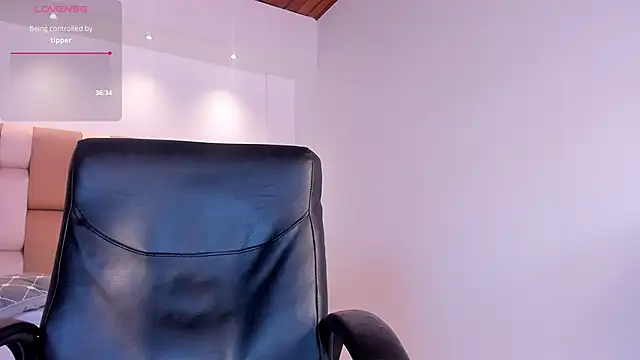 AidaJones webcam