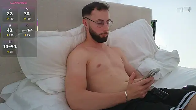 RyanStorm_ webcam