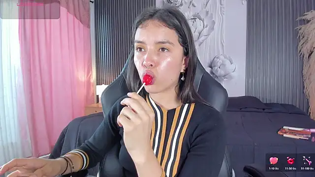 Cherrybombs_ webcam