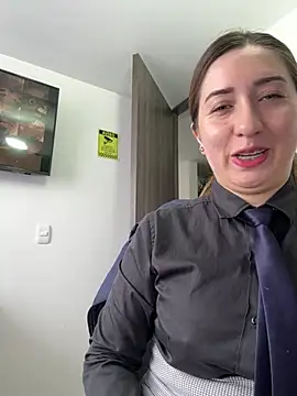 suzy-111 webcam