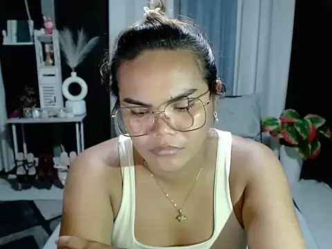 Kendallfoxx live cam on StripChat