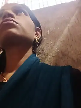 Khushi_lodha live cam on StripChat