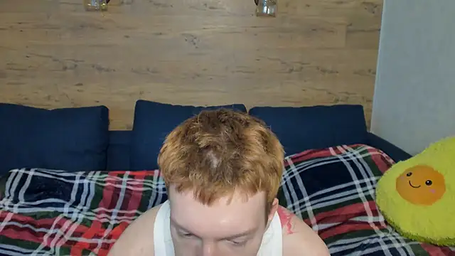 MillanRoyce live cam on StripChat