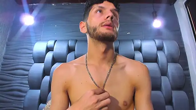 CHRIS_GREY webcam