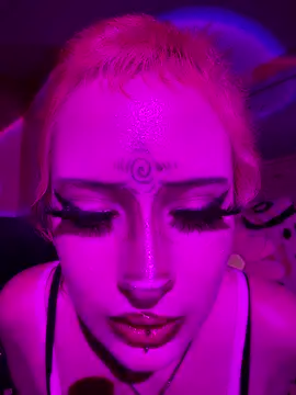whimsicallylusty webcam