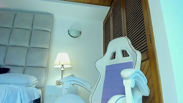 Teaserhoussejj_ webcam
