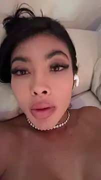 KalaBeckett_ webcam