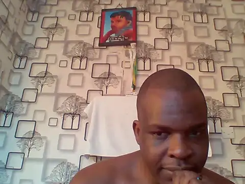 Chumba_001 live cam on StripChat