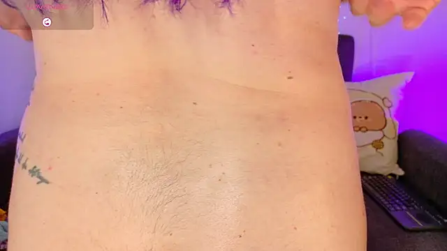 lunitaa0 live cam on StripChat