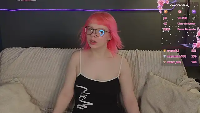 Waifu_Ketrin webcam