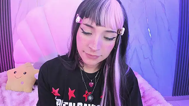 AliiceWonderland_ live sex cam