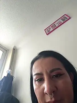 Abril_Luv webcam