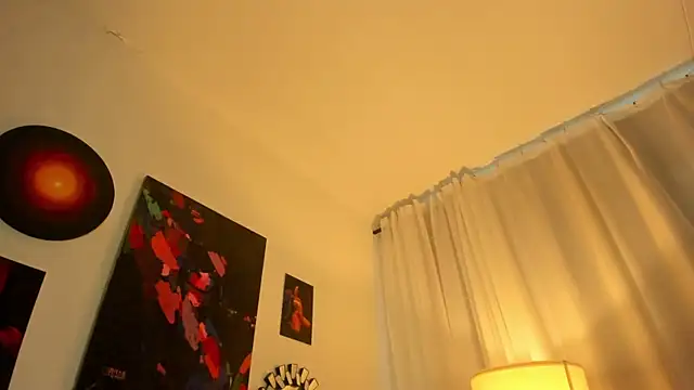 lit_asella webcam