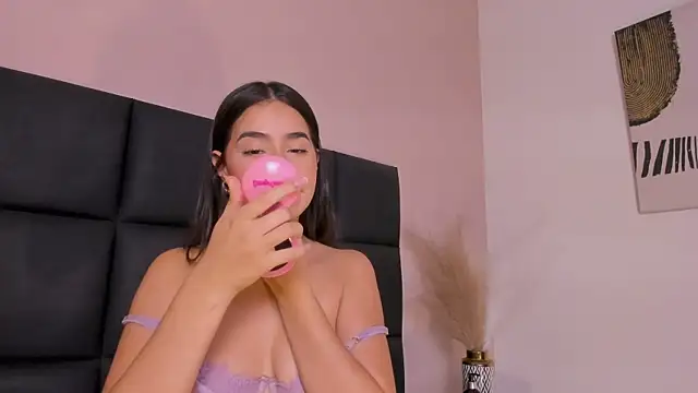Christy_Sea live cam on StripChat