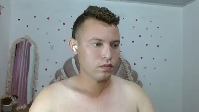 sven_fox723 webcam