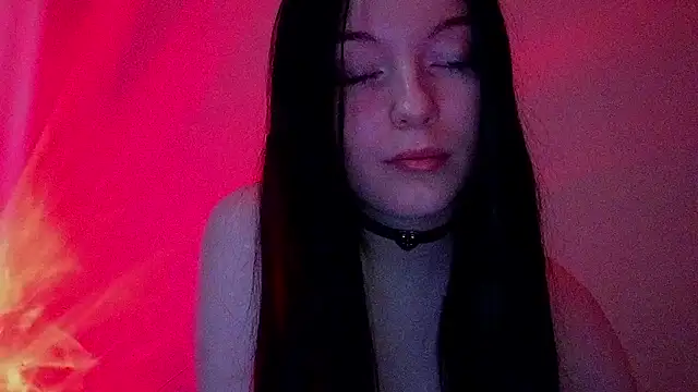 Naomi_Lanee live cam on StripChat