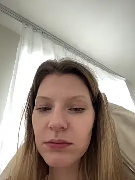 MaryHiggins live cam on StripChat