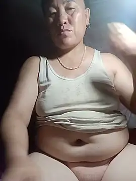 Lucky_baby7 live cam on StripChat