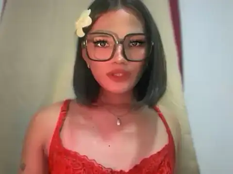fuckingkeysha live cam on StripChat