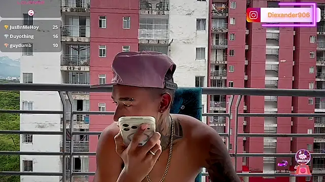 sexy_blacks_ live cam on StripChat