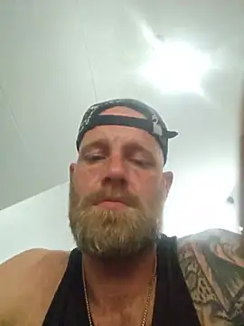 eltoulou live cam on StripChat