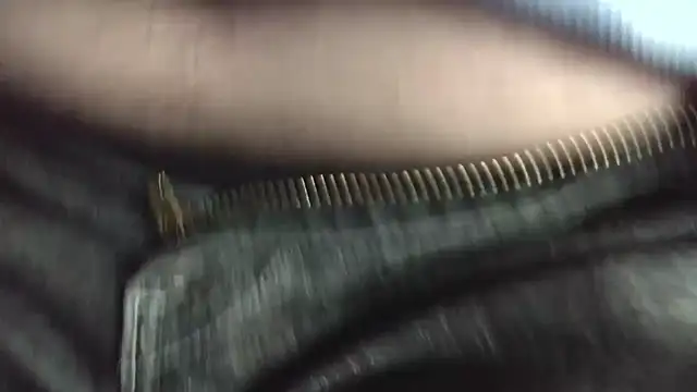 hairyandtiny live cam on StripChat
