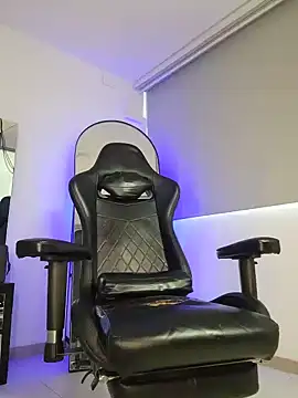 johnjaguar1_ live cam on StripChat