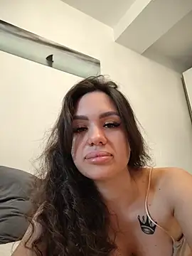 SiennaLuxexx webcam