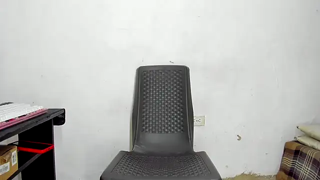 ZADQUIELHOT live cam on StripChat