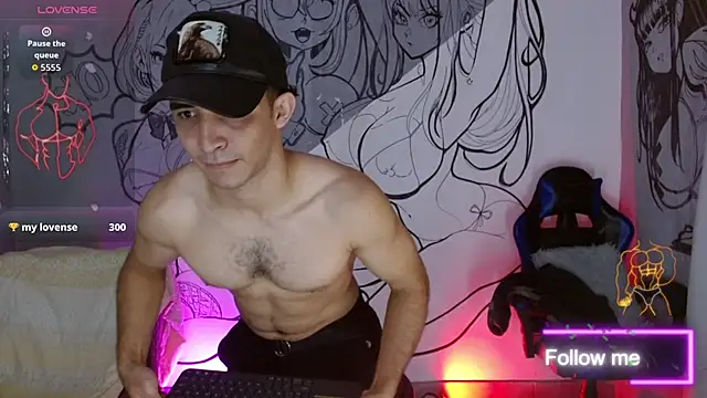 caius_bigcock1 live cam on StripChat