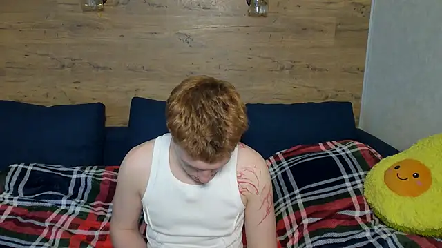 MillanRoyce live cam on StripChat