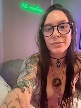 lil_martian webcam