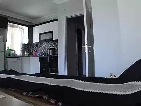 ALPHANDRE live cam on StripChat