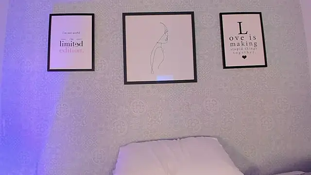 Natasha_harper live cam on StripChat