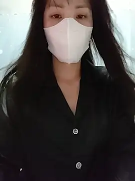 Yui-Chen live cam on StripChat