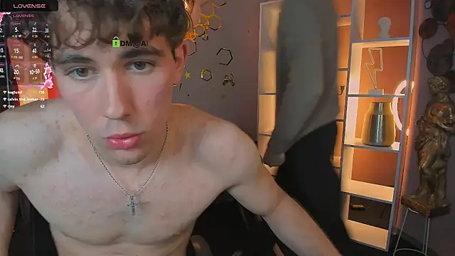 rafael_bien live cam on StripChat