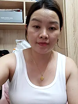 jennie_dogy - Jennie_dogy's free webcam - UK Sex Cams