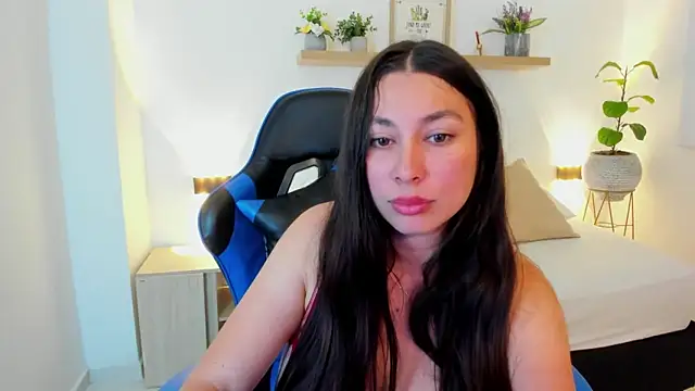 bella_99_ webcam